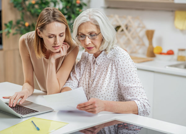 4 ways to address elderly parents in your estate plan