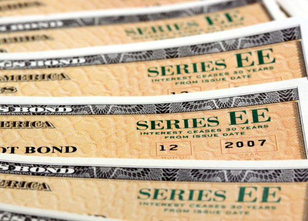 How Series EE savings bonds are taxed