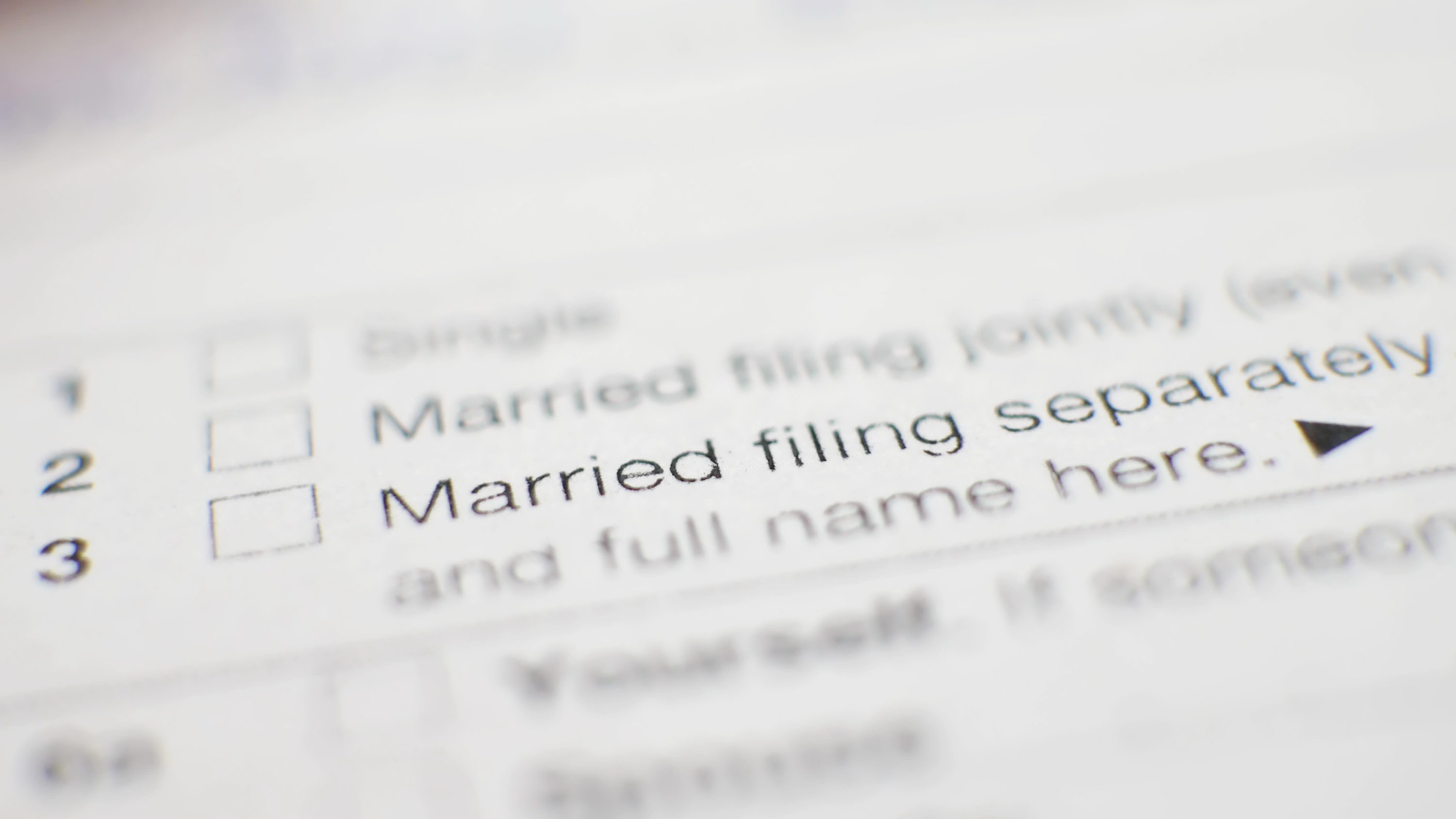 Reasons why married couples might want to file separate tax returns